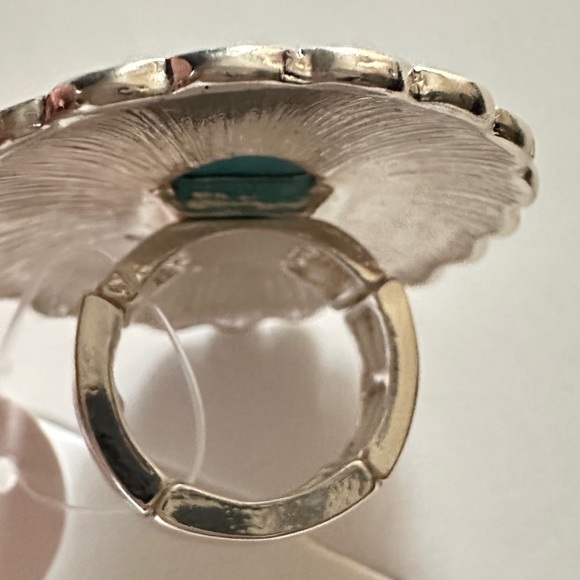 Boho Western-Style Turquoise Statement Ring – Adjustable Concho Design - Picture 3 of 5